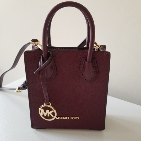 Michael Kors Mercer XS Mulberry Pebble Leather Crossbody Bag Satchel - Picture 1 of 11